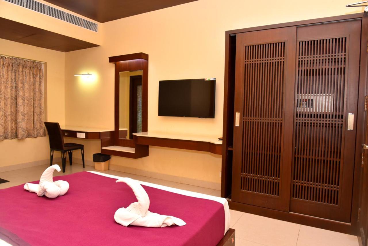 Hotel The Grand Park Chidambaram Exterior foto